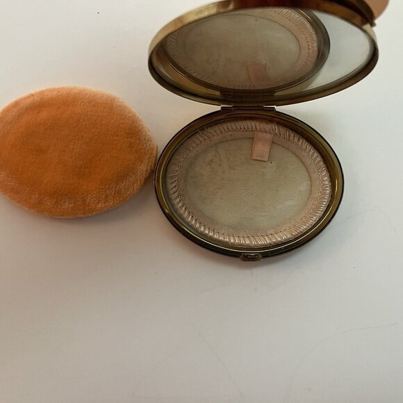 Vintage Sweetheart Compact WW2 Era USMC Military Hat Copper Brass Marines - Picture 15 of 16